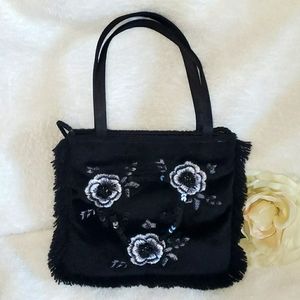 Beautifully detailed little purse